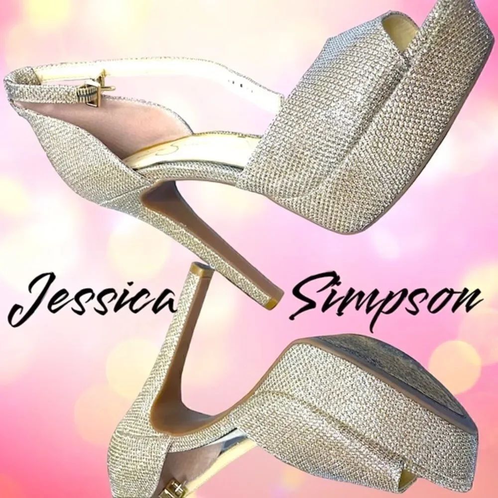 Jessica Simpson l Strappy Shimmery Sexy Stiletto’s l Gold Platform l 8M l EUC